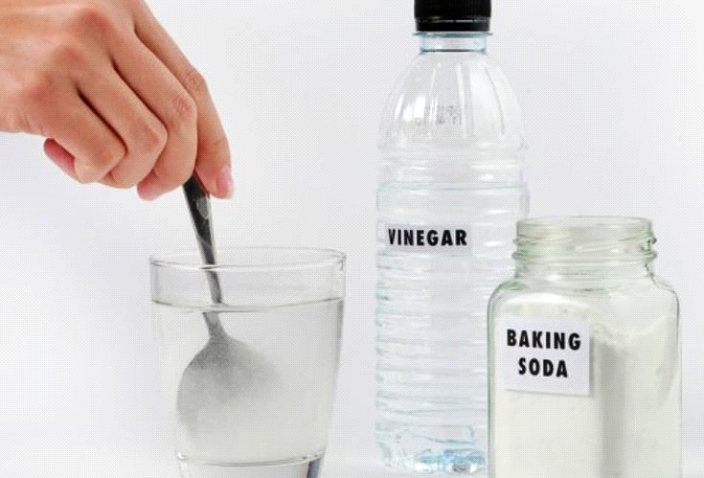 baking soda and vinegar to remove bad smell