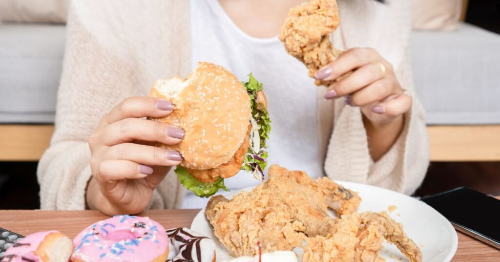 Difference Between Bulimia and Binge Eating